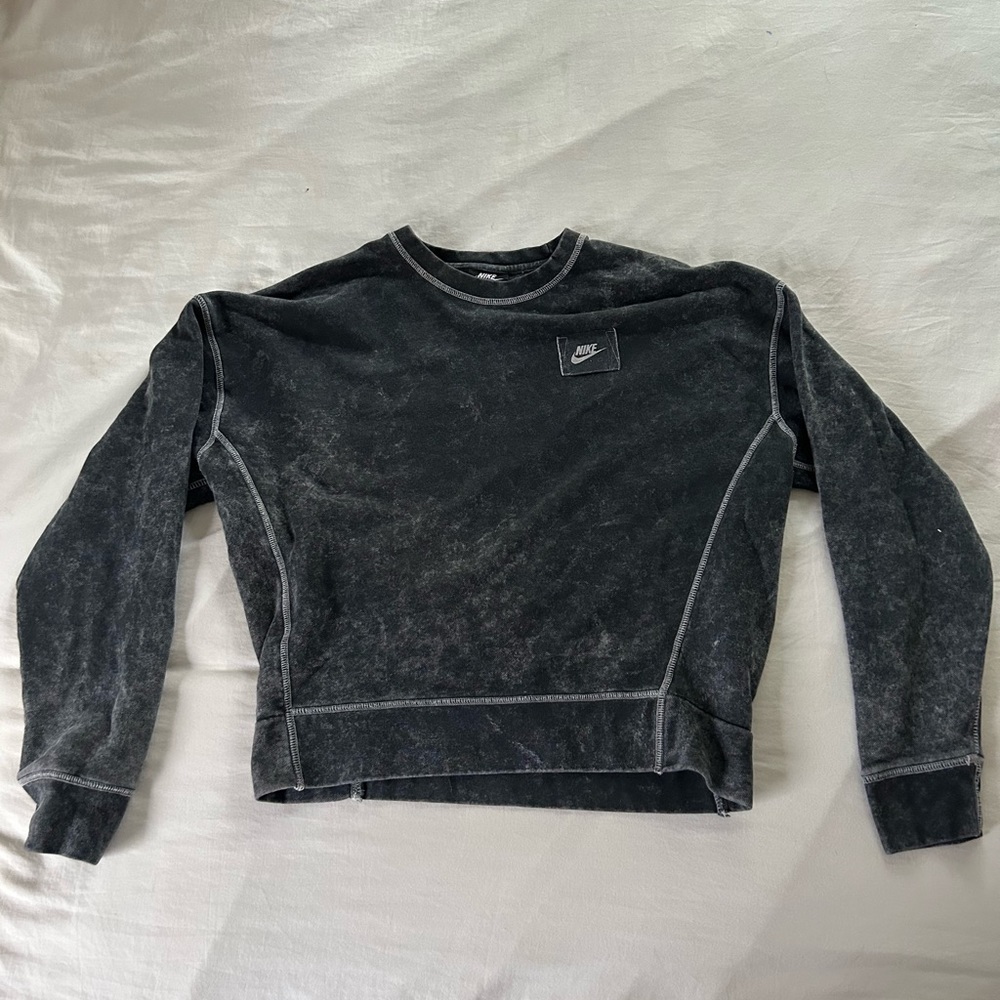 Nike black athletic sweatshirt with white pattern